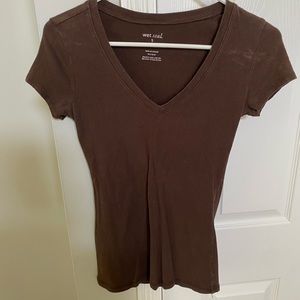 Brown v neck t shirt